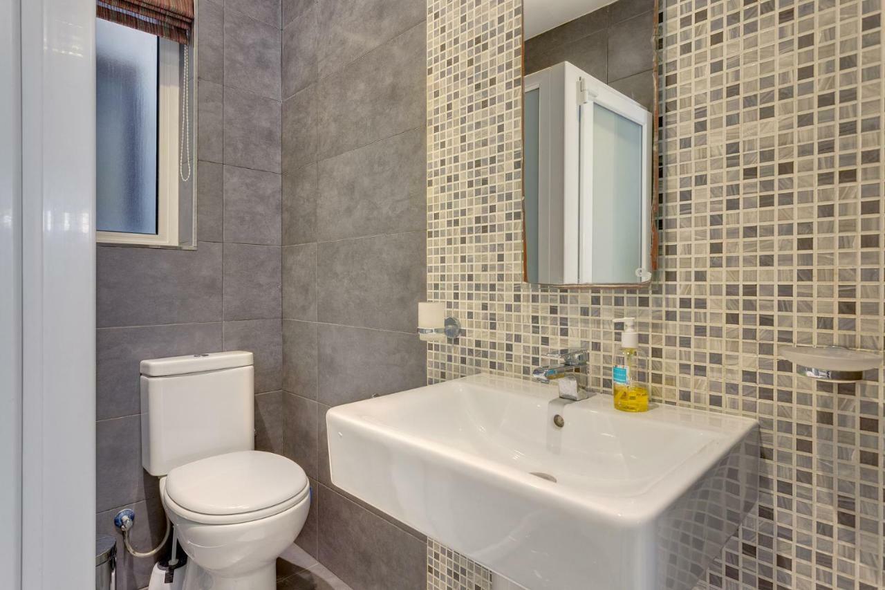 סליאמה Splendid Apartment, Steps Away From The Sea מראה חיצוני תמונה